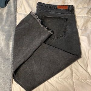 Black Distressed Jeans